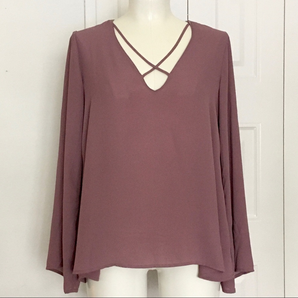 LUSH crisscross oversized hi lo bell sleeve top XS - Picture 1 of 4